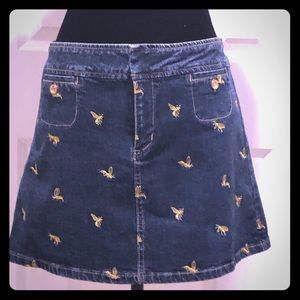 Lily Pulitzer Denim Skirt w/Yellow Embroidered Bee